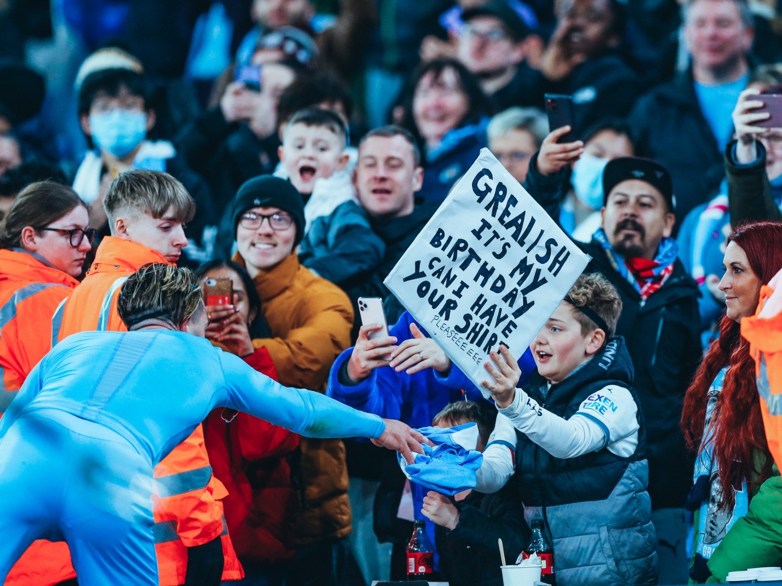 年轻而有潜 年轻而有潜